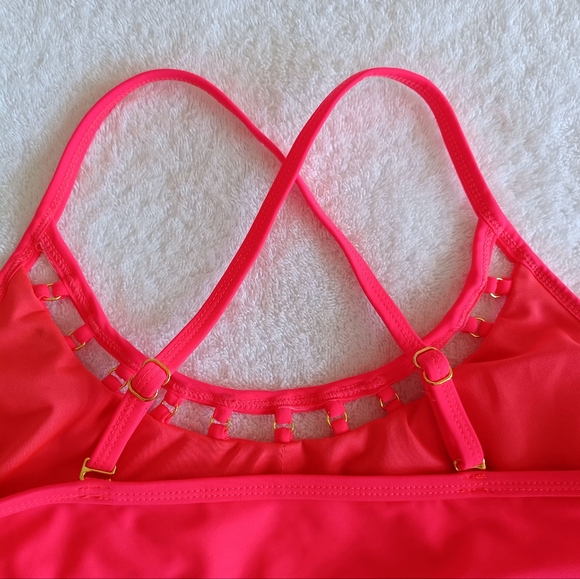 VENUS Bikini Top, Size 10 - Picture 7 of 11